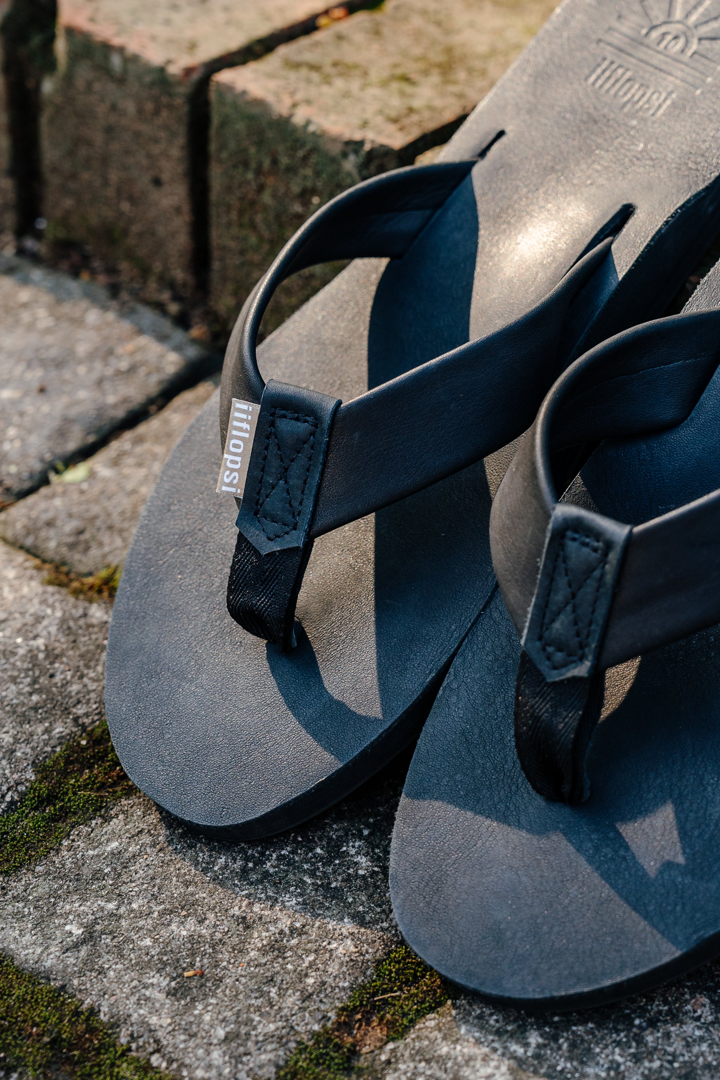 Men's Black Mamba premium handmade leather flip flop - arch support - iiflopsi - South Africa